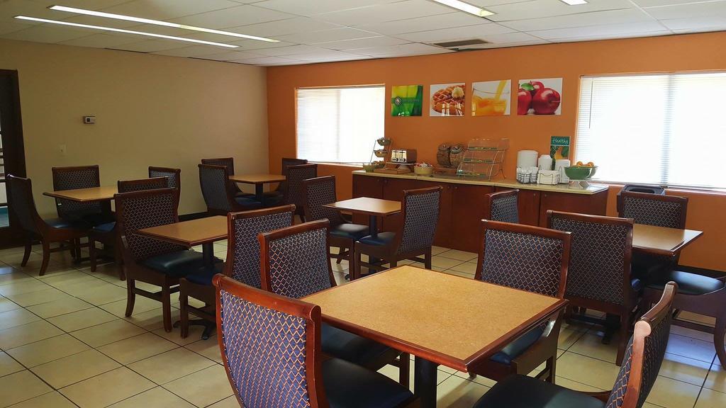 Ramada By Wyndham Tucson Airport Hotel Drexel Heights Ngoại thất bức ảnh