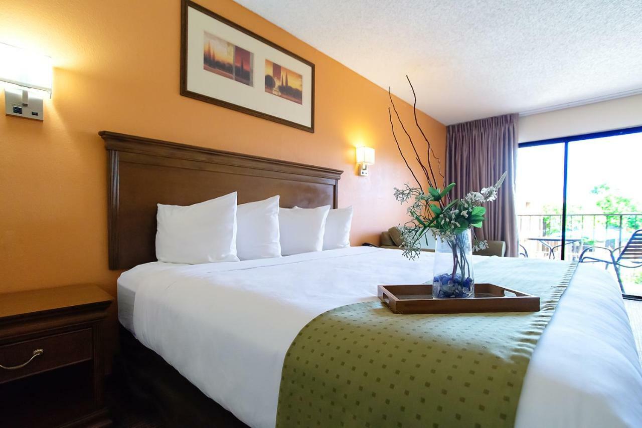 Ramada By Wyndham Tucson Airport Hotel Drexel Heights Ngoại thất bức ảnh